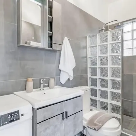 Vila μyrsini Katomerion